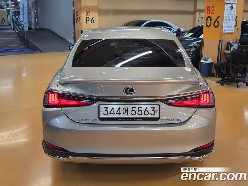 Lexus ES 2021 из KR, фото 10