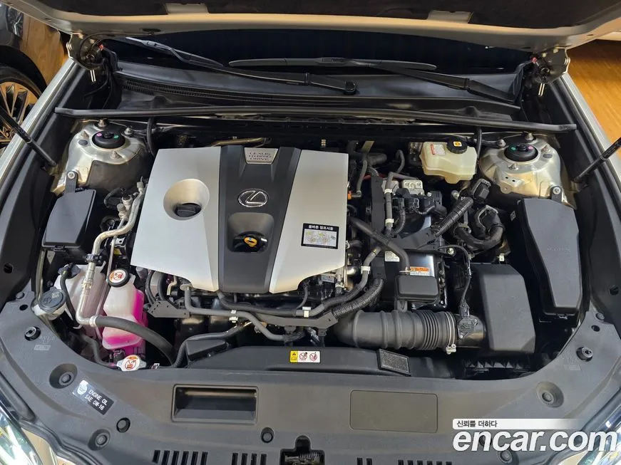 Lexus ES 2021 из KR, фото 8