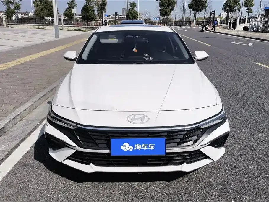 Hyundai Elantra 2024 из CN, фото 10