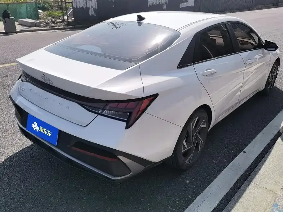 Hyundai Elantra 2024 из CN, фото 4