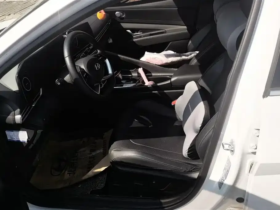Hyundai Elantra 2024 из CN, фото 3