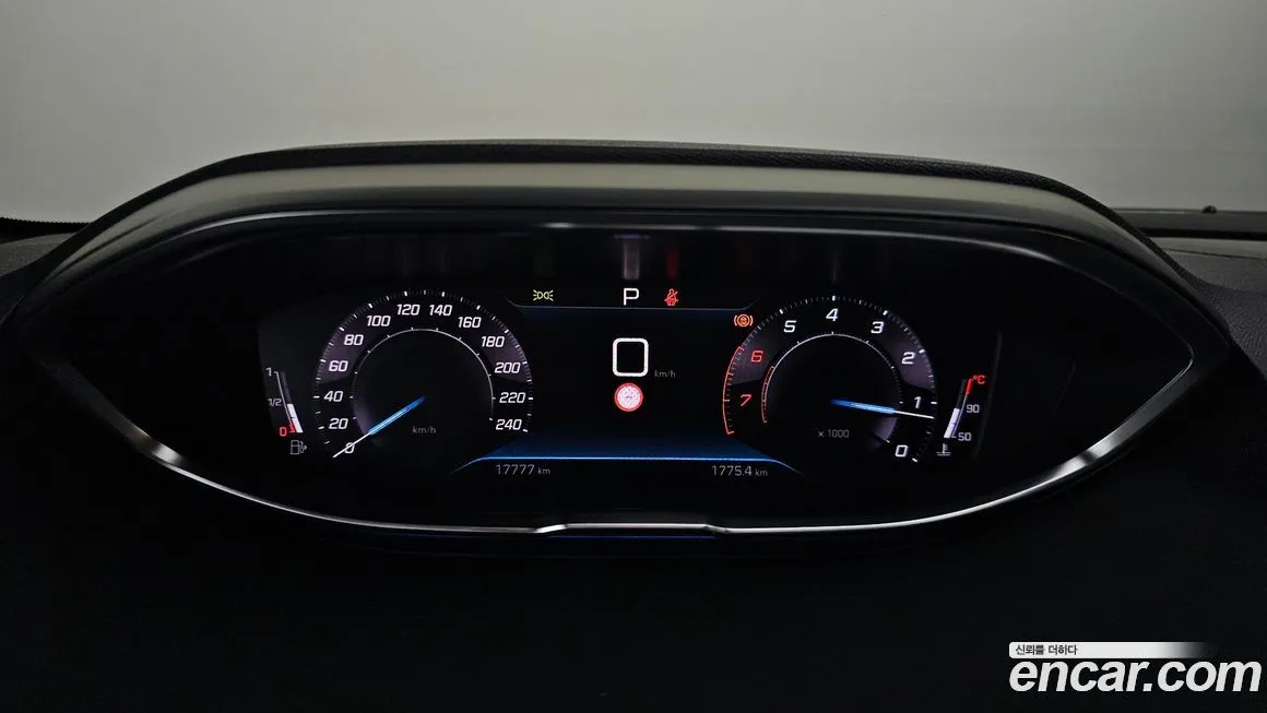 Peugeot 3008 2024 из KR, фото 2