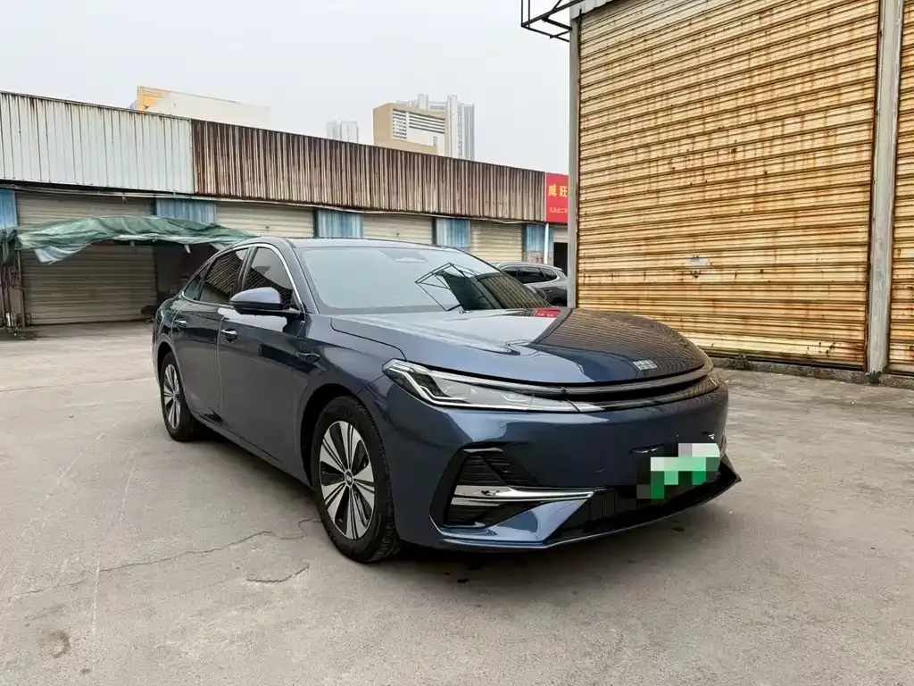 Geely 银河A7 2025 из CN, фото 3