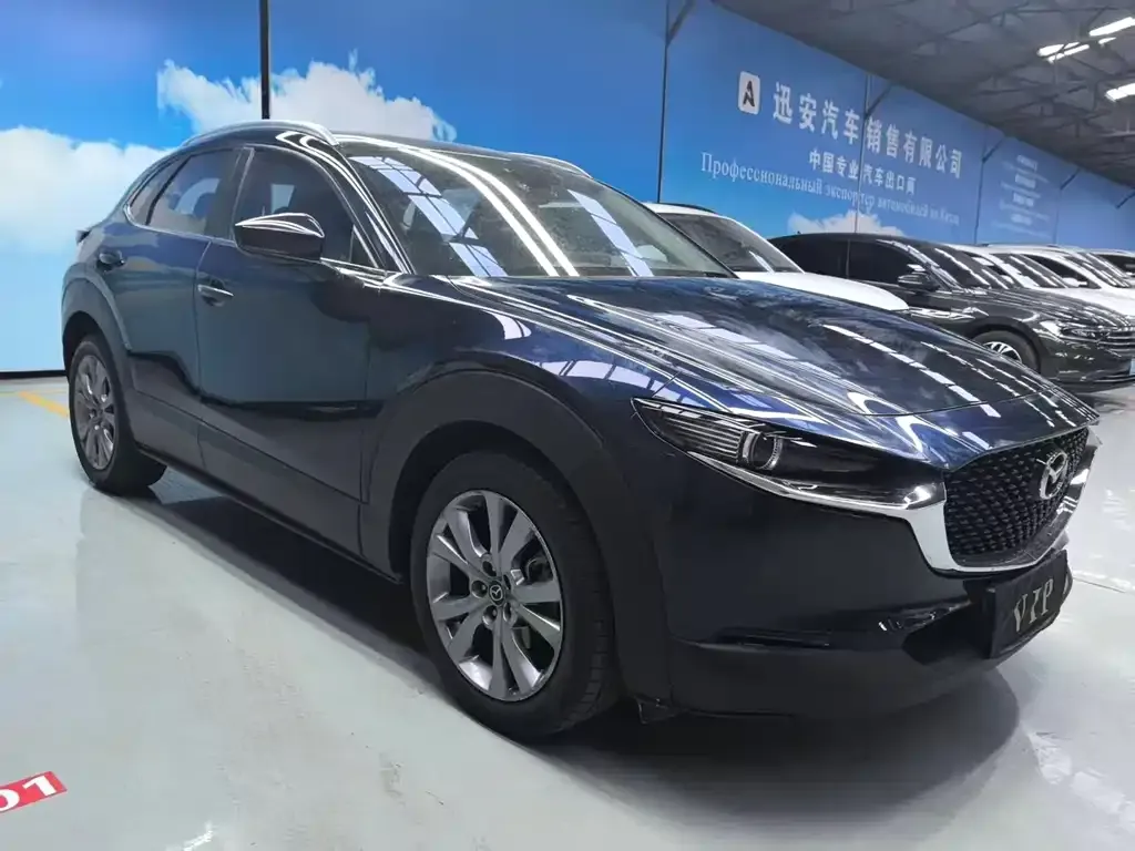 Mazda CX-30 — фото 1