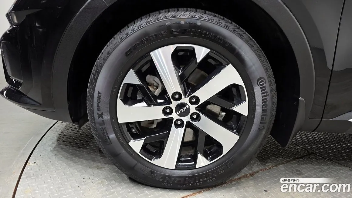 Kia Sorento — фото 9