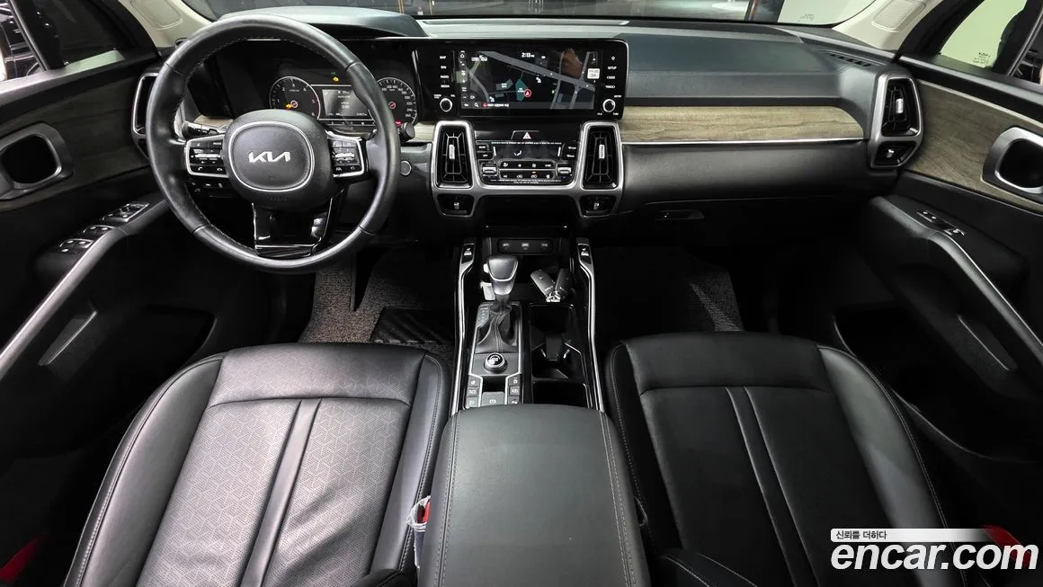 Kia Sorento — фото 10