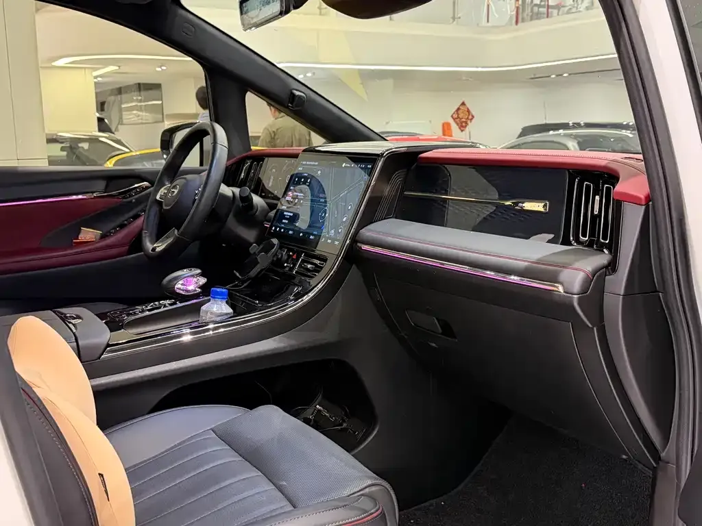 GAC Motor Trumpchi M8 2023 из CN, фото 6