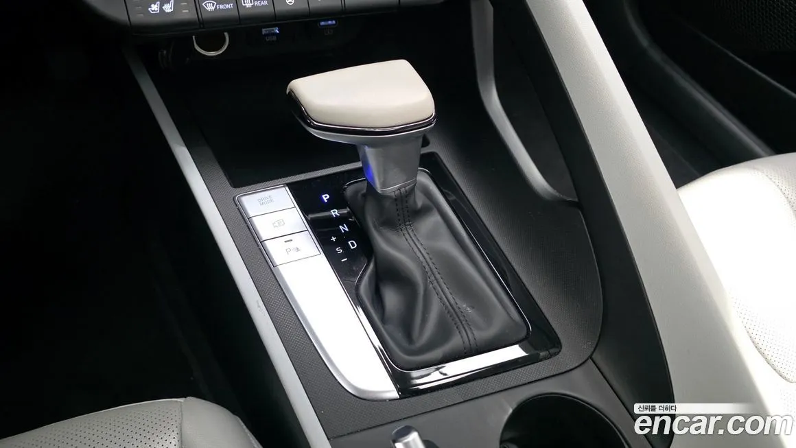 Hyundai AVANTE 2021 из KR, фото 4