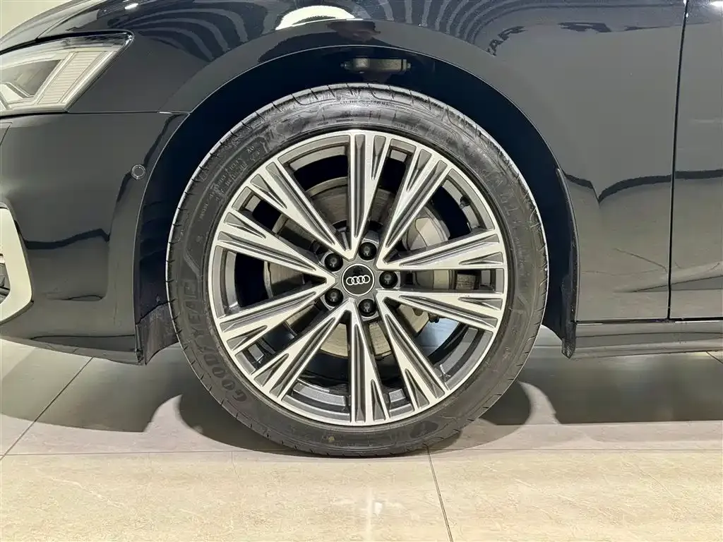 Audi A6L 2026 из CN, фото 7