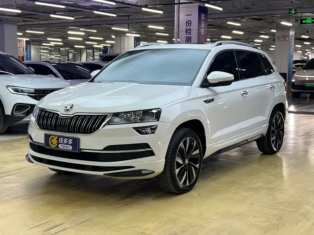 Skoda Karoq — фото 1