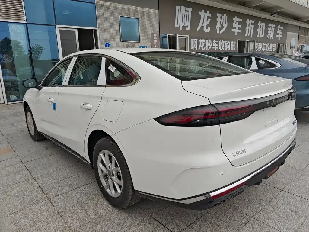 Geely Galaxy Xingyao 6 2026 из CN, фото 4