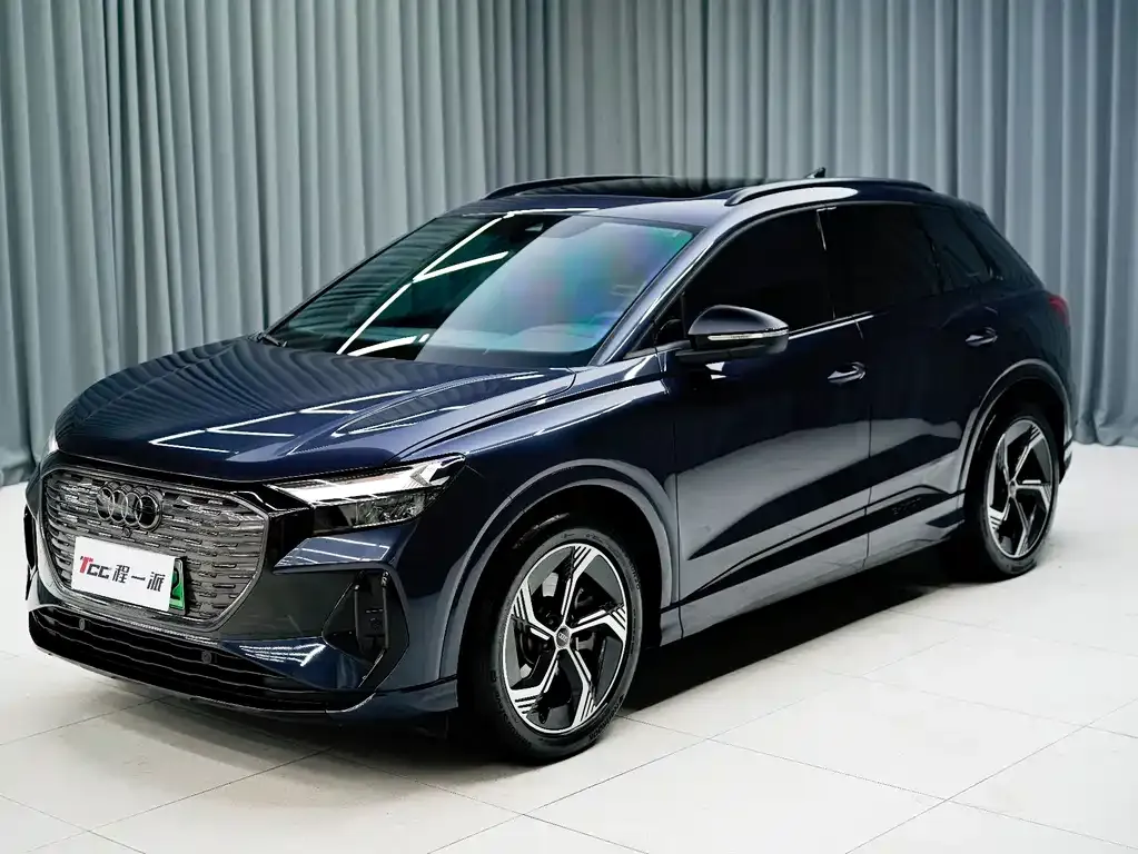Audi Q4 e-tron — фото 4