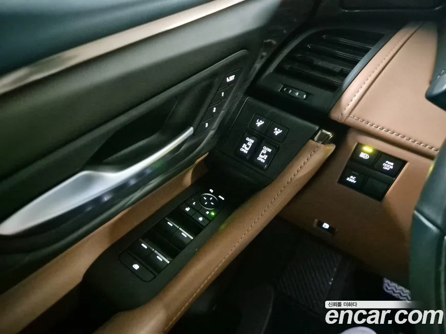 Toyota Alphard 2024 из KR, фото 10