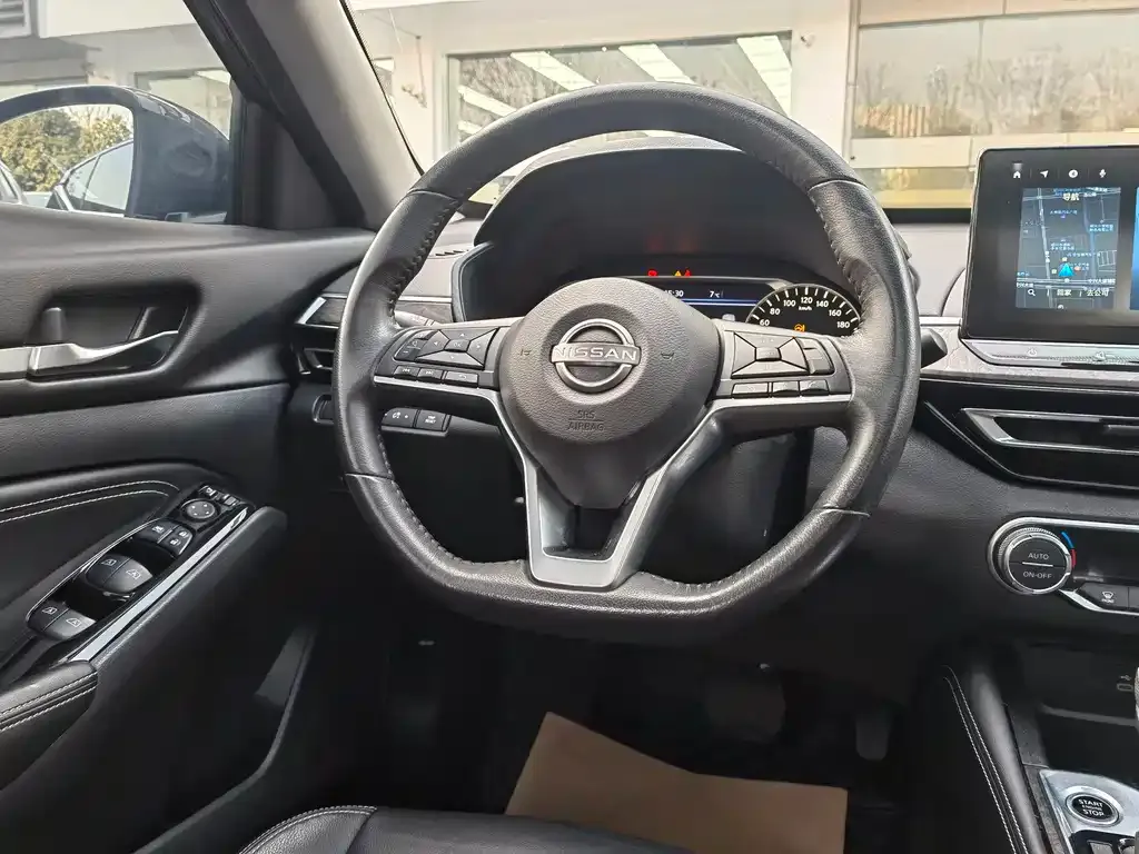 Nissan Teana 2023 из CN, фото 4