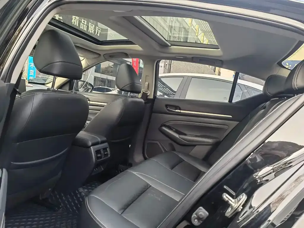 Nissan Teana 2023 из CN, фото 9