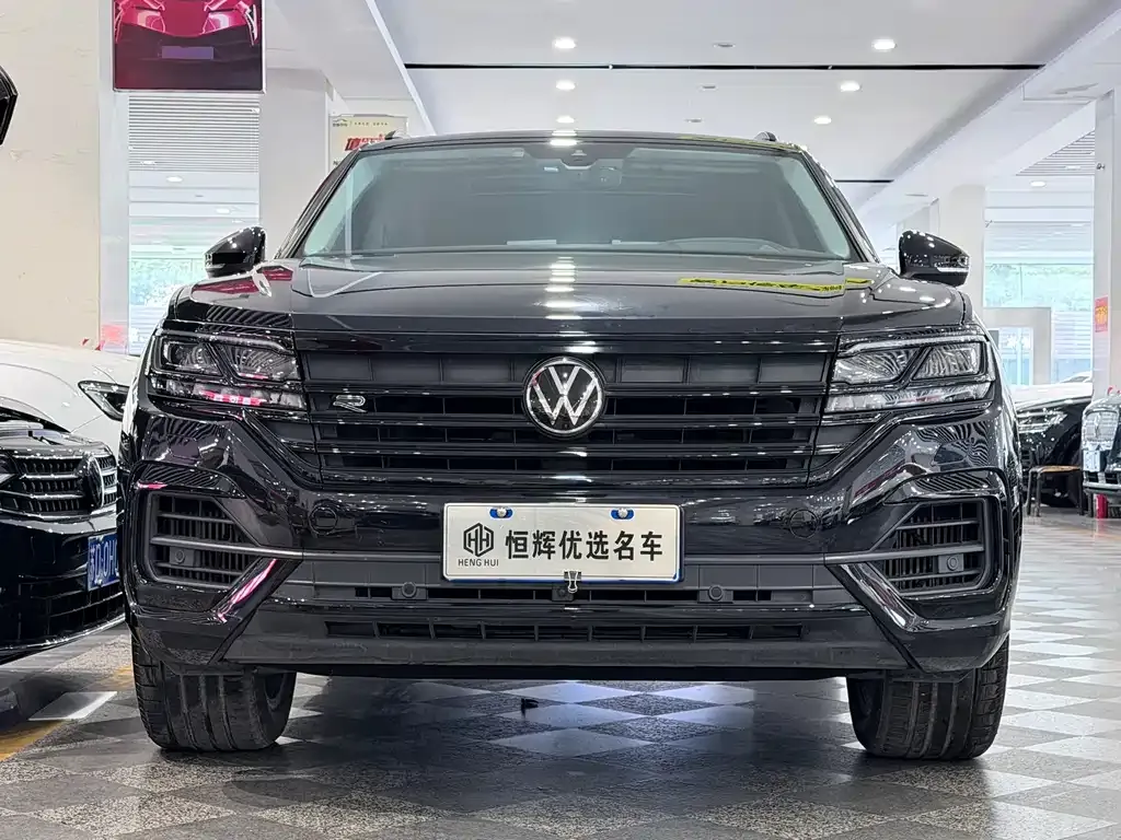 Volkswagen Touareg — фото 2