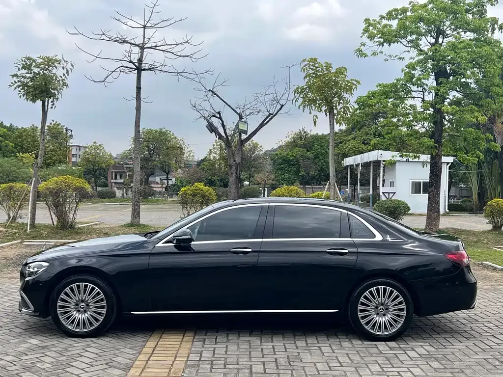 Mercedes-Benz E-Class 2022 из CN, фото 4