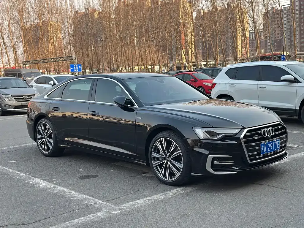 Audi A6L — фото 9