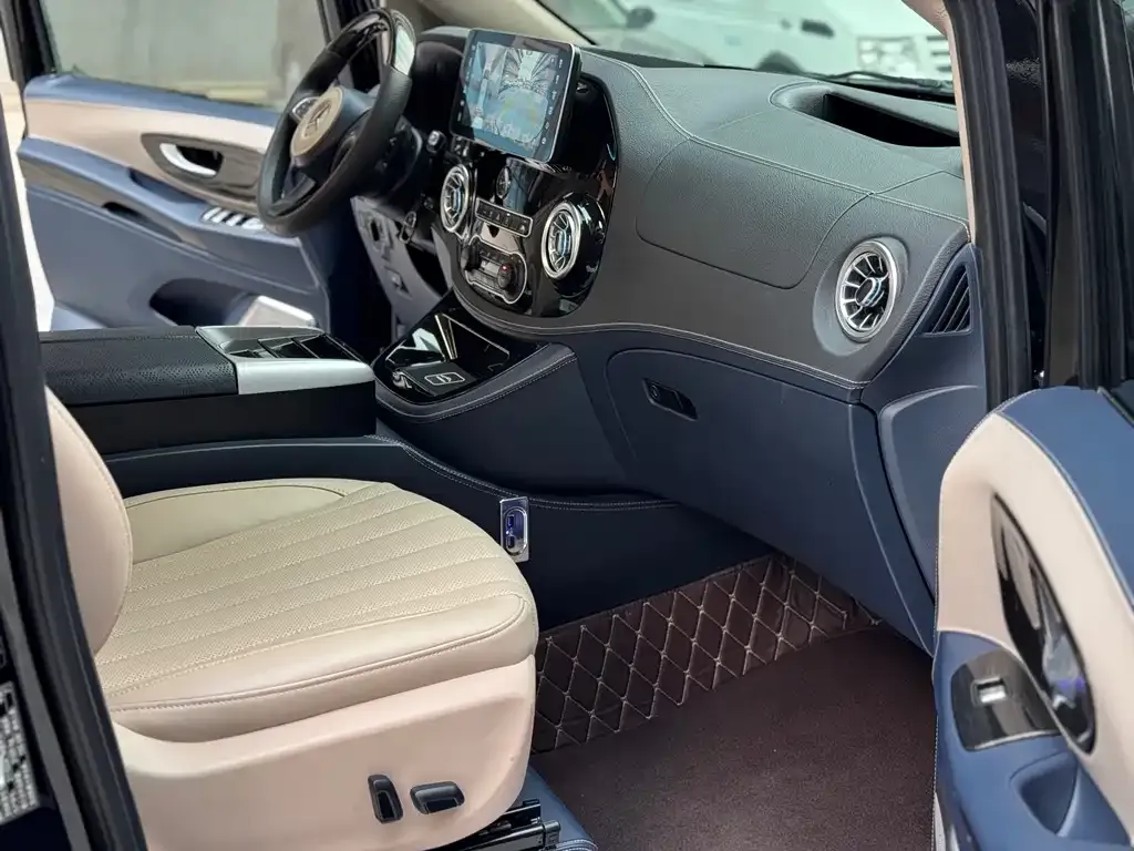 Mercedes-Benz Vito 2024 из CN, фото 6