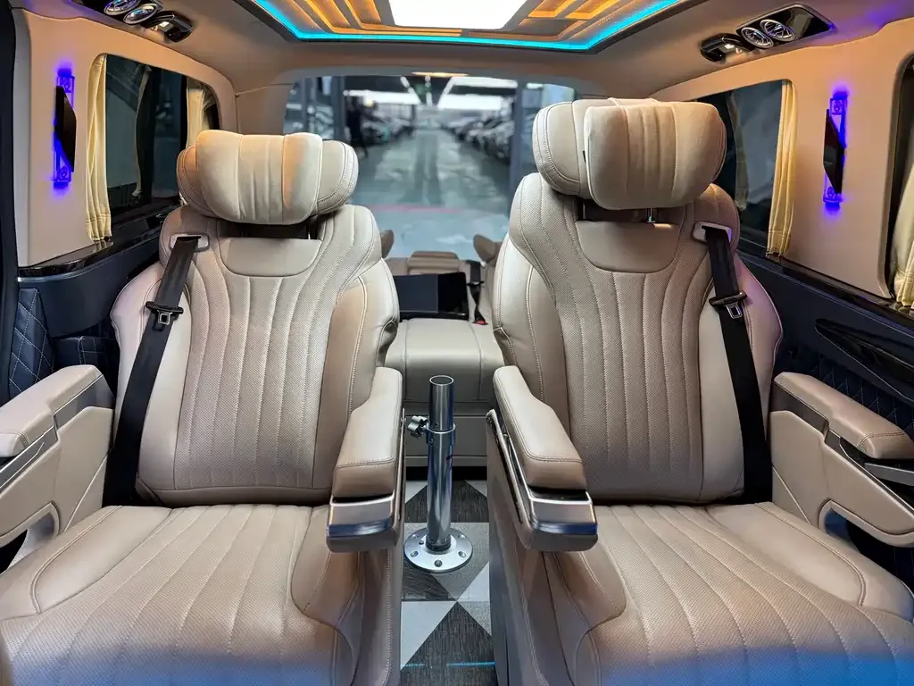 Mercedes-Benz Vito 2024 из CN, фото 2