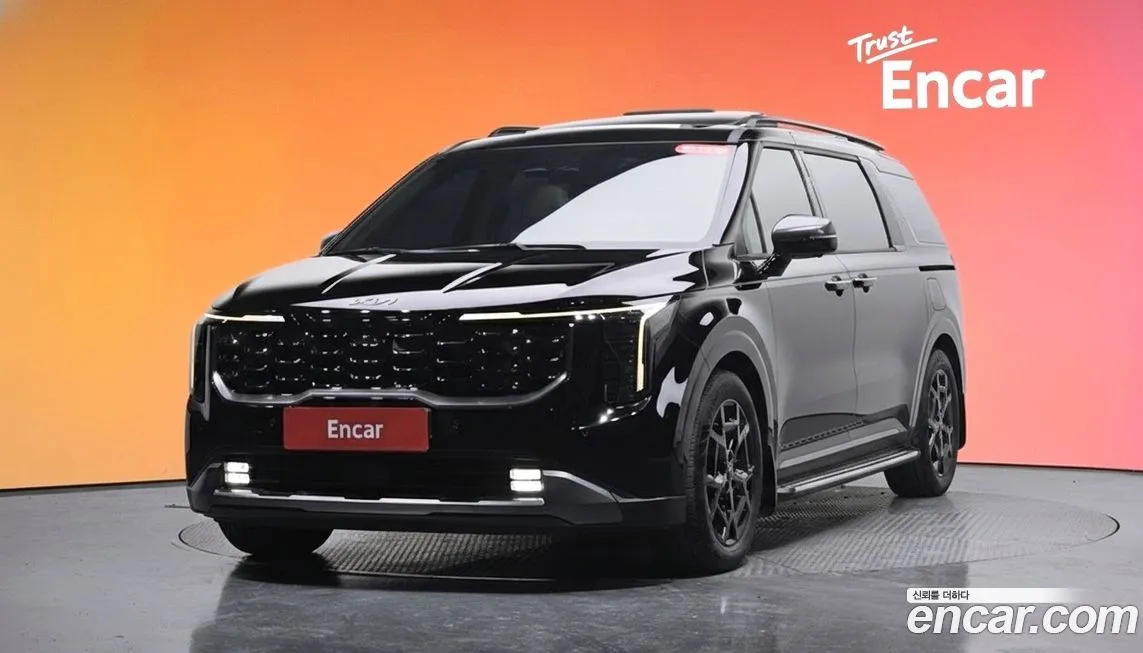 Kia Carnival Gasoline 9-Seater Gravity