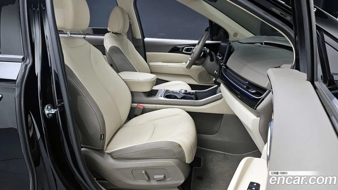 Kia Carnival — фото 10