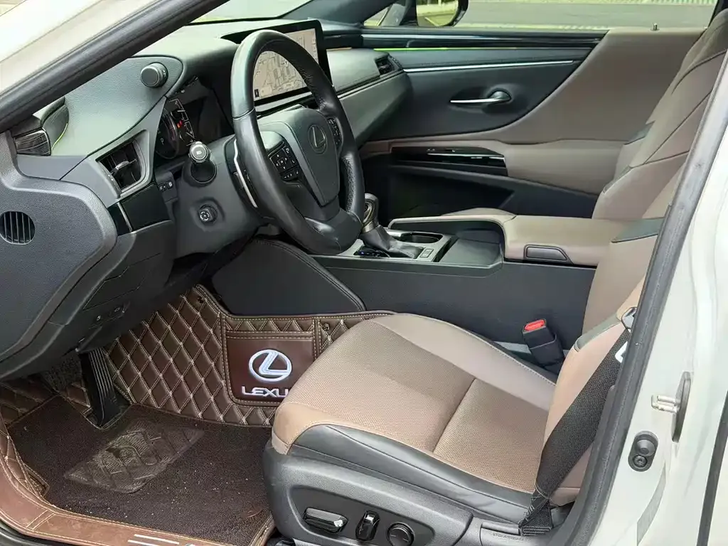 Lexus ES 2023 из CN, фото 3