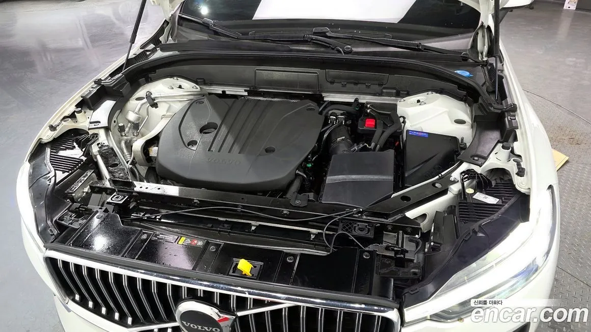 Volvo XC60 2023 из KR, фото 8