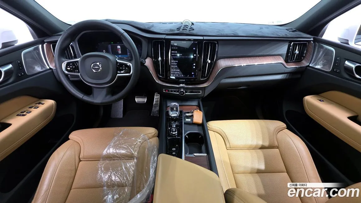 Volvo XC60 2023 из KR, фото 6