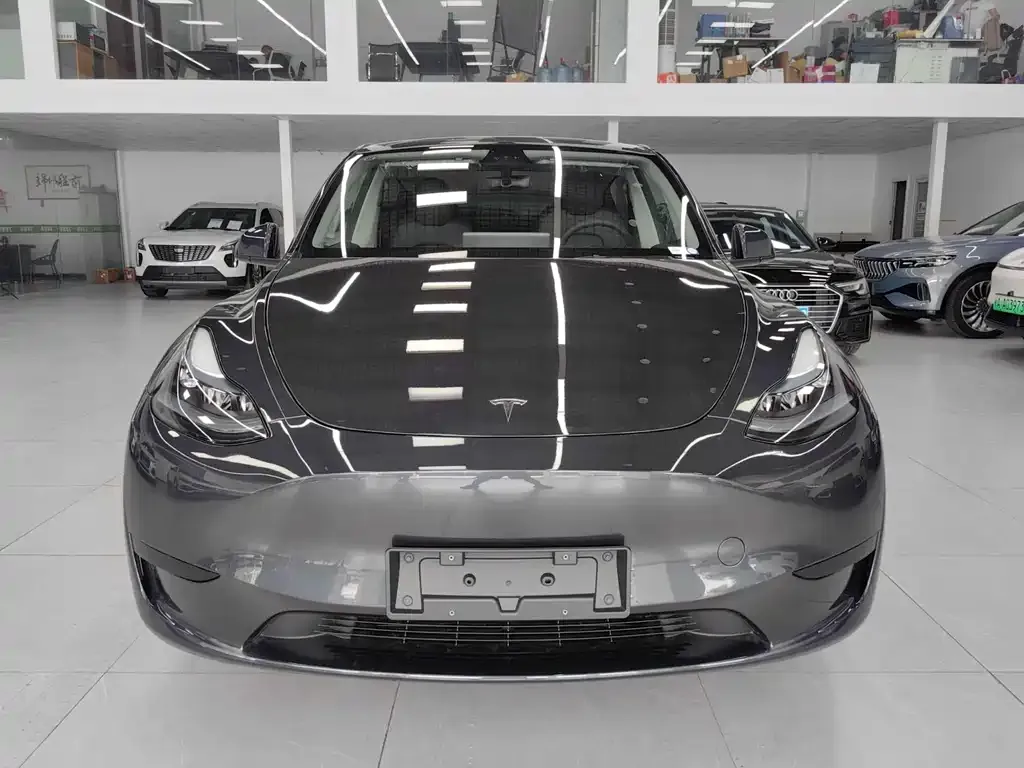 Tesla Model Y 2024 из CN, фото 5