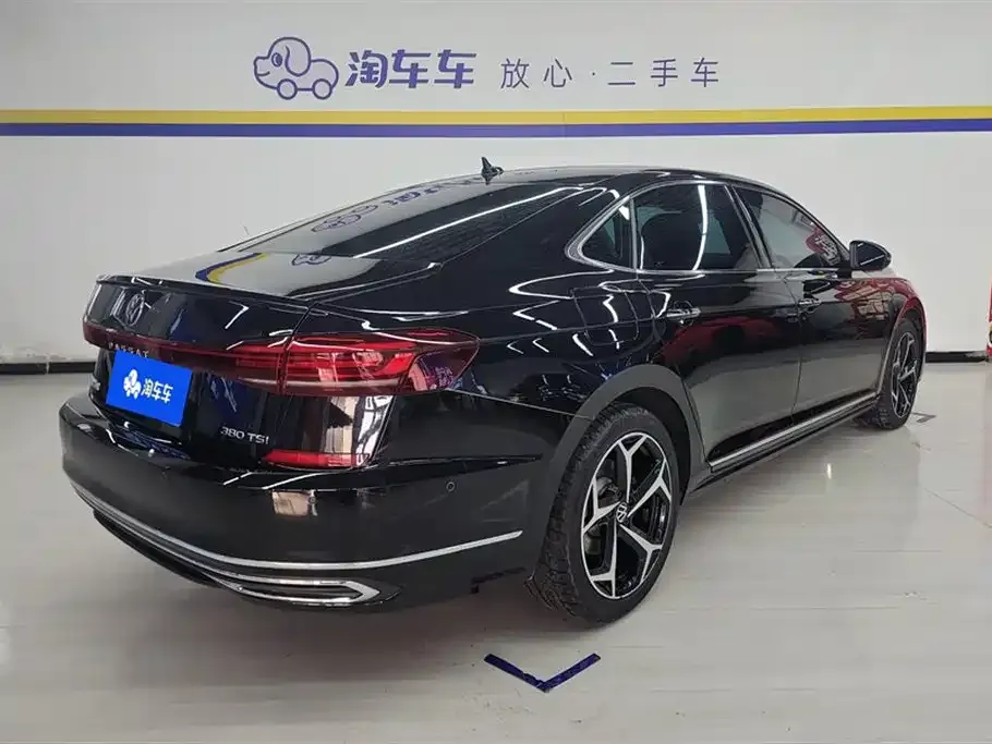 Volkswagen Passat — фото 2