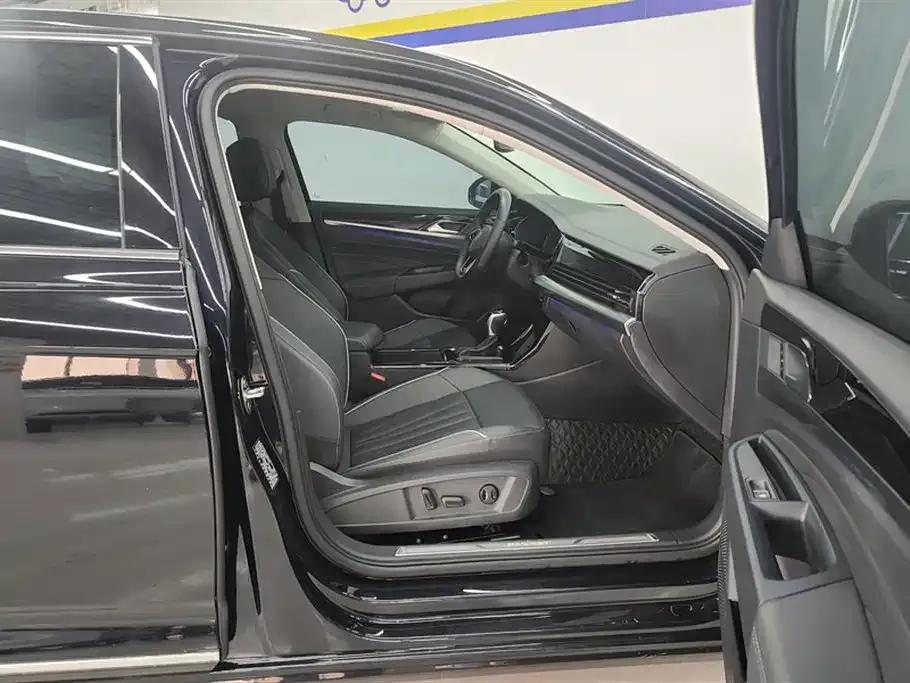 Volkswagen Passat — фото 9