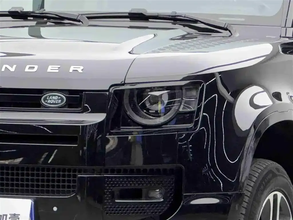 Land Rover Defender — фото 2