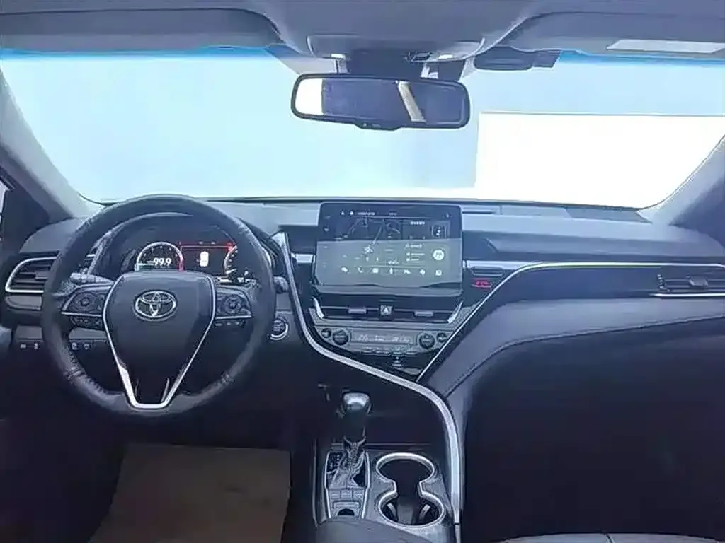 Toyota Camry 2023 из CN, фото 3