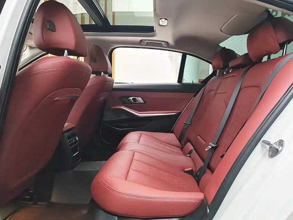 BMW i3 2023 из CN, фото 2