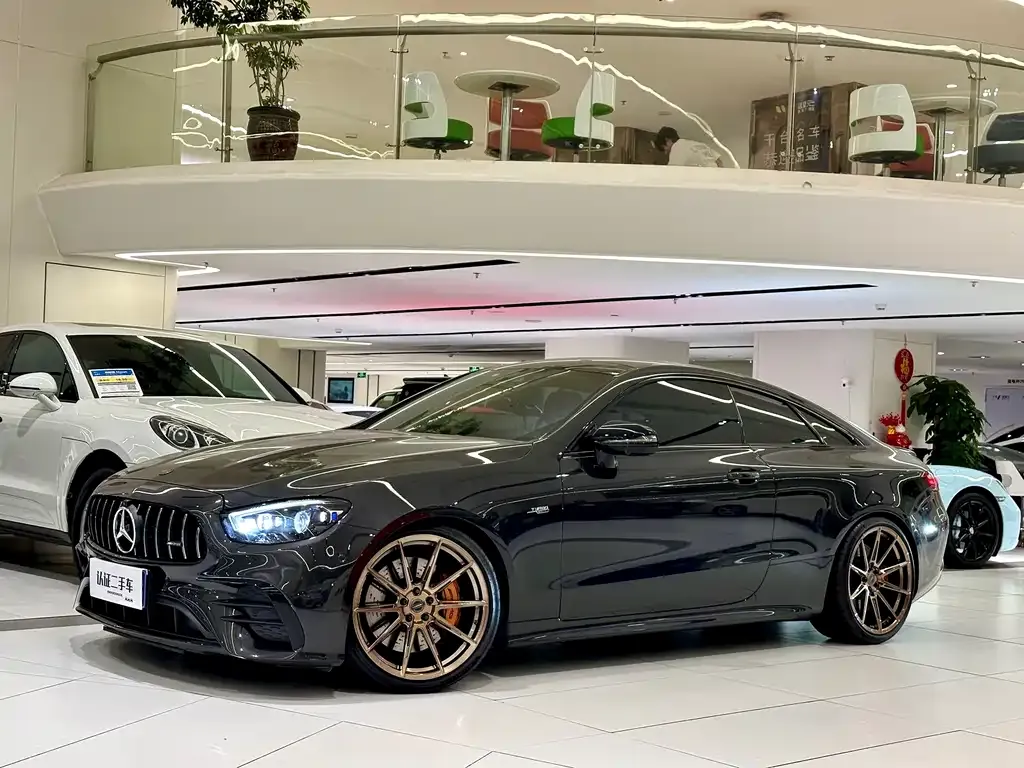 Mercedes-Benz E-Class AMG — фото 1
