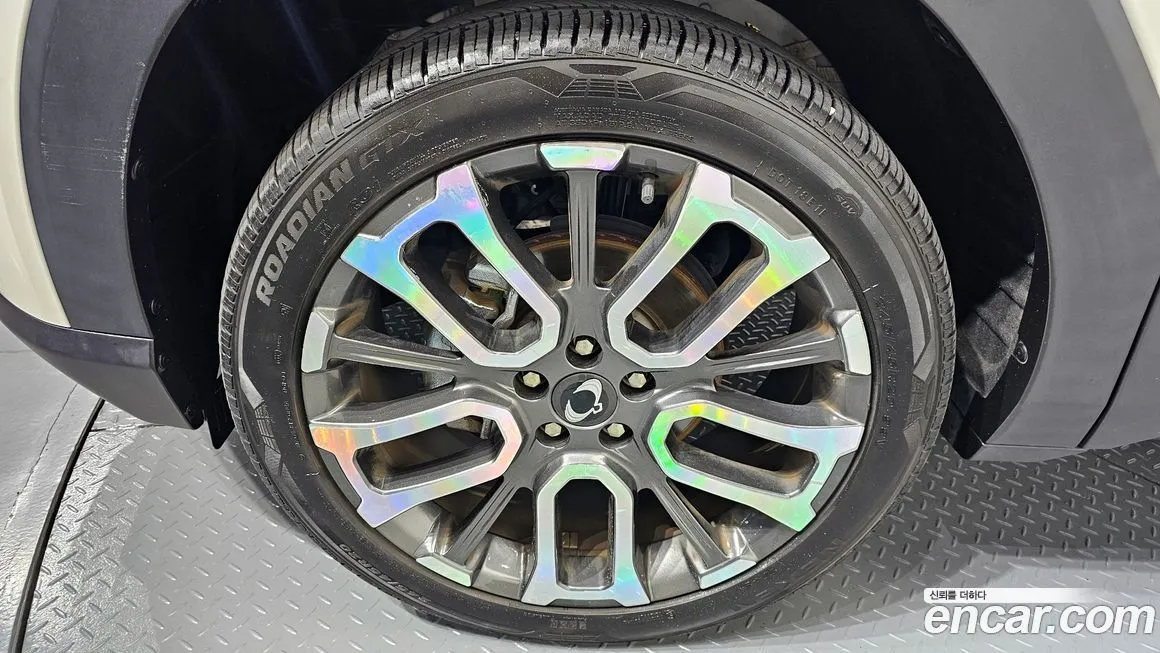 KG Mobility (Ssangyong) Torres — фото 10