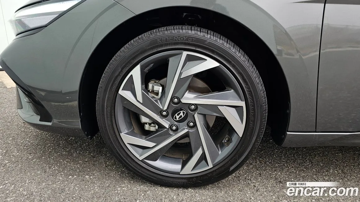 Hyundai AVANTE — фото 9
