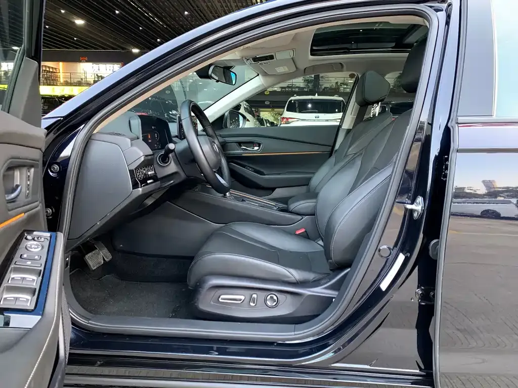 Honda Accord 2024 из CN, фото 8