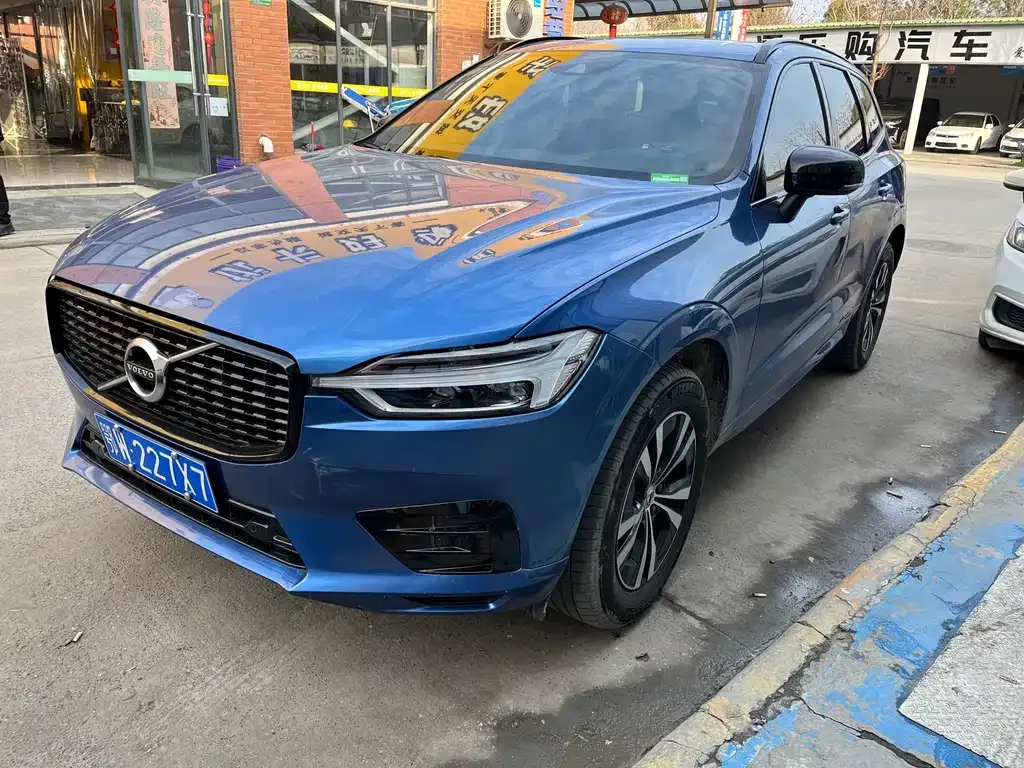Volvo XC60 2021 из CN, фото 1