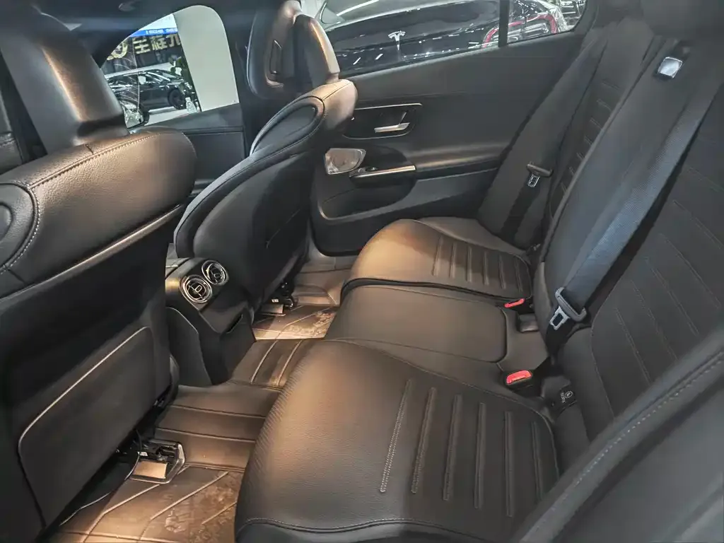 Mercedes-Benz C-Class 2023 из CN, фото 8