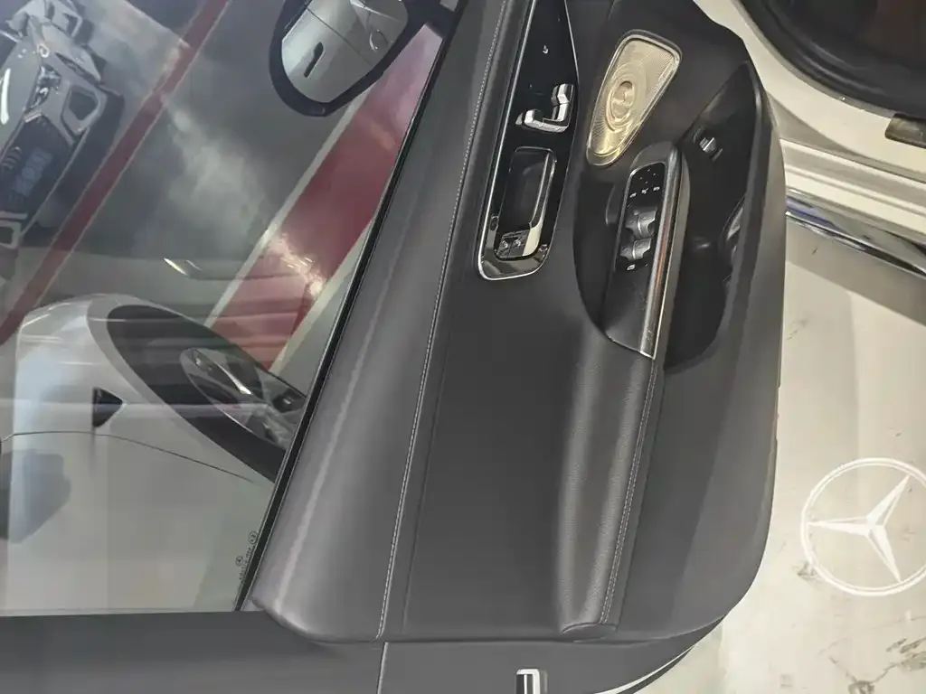 Mercedes-Benz C-Class 2023 из CN, фото 2