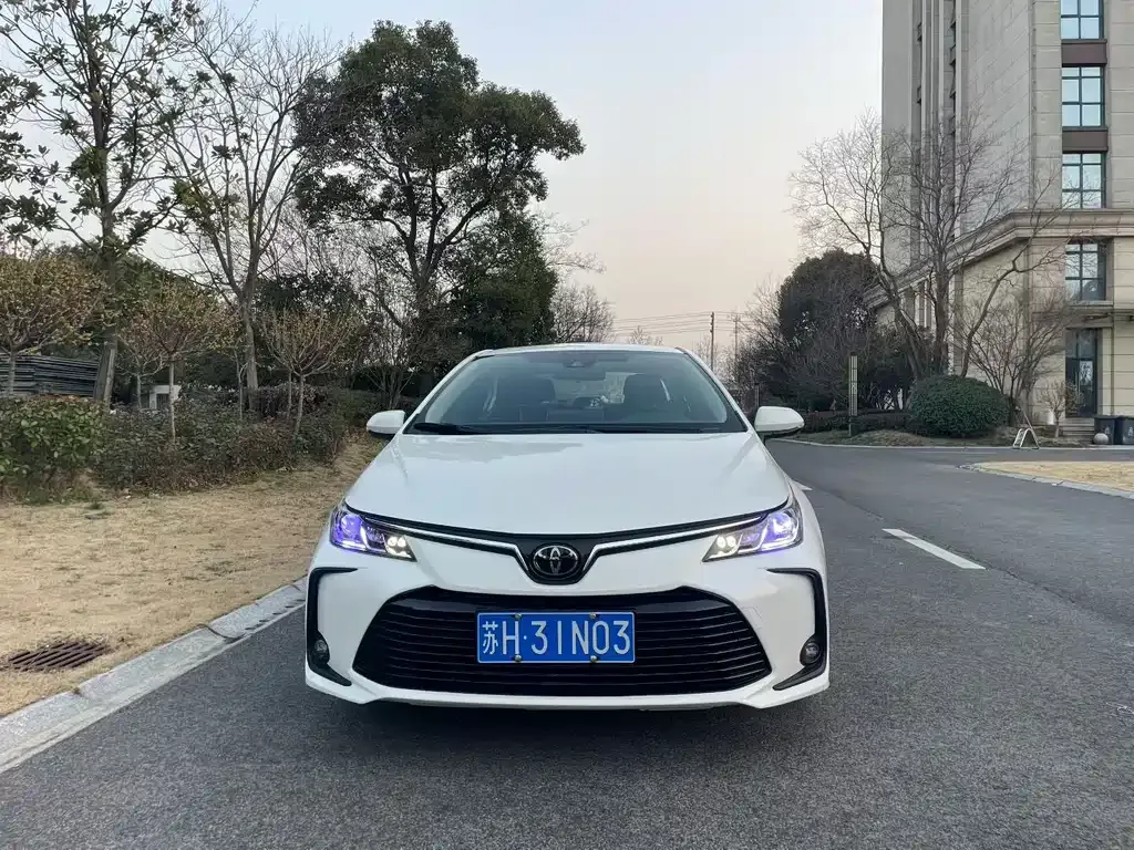 Toyota Corolla 2021 из CN, фото 1