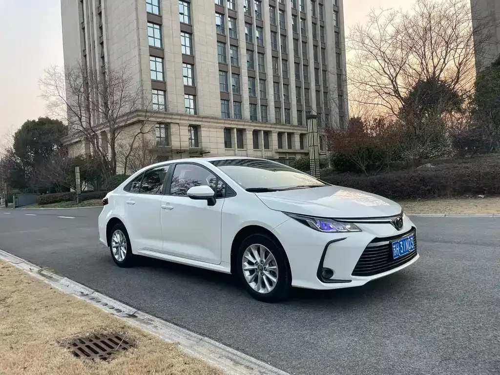 Toyota Corolla 2021 из CN, фото 7