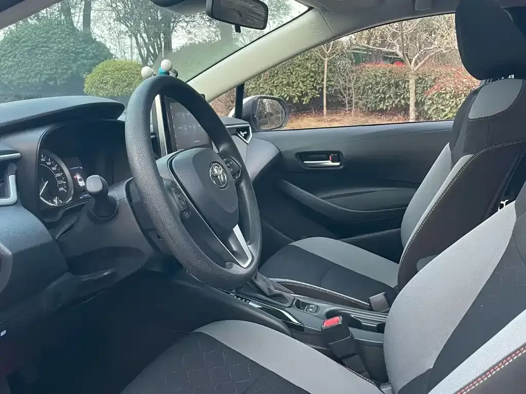 Toyota Corolla 2021 из CN, фото 6