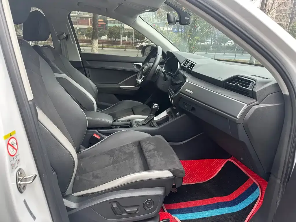 Audi Q3 2022 из CN, фото 2