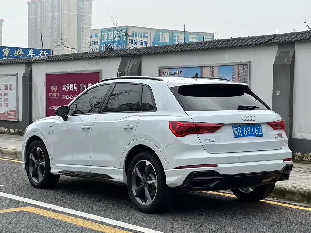 Audi Q3 2022 из CN, фото 3