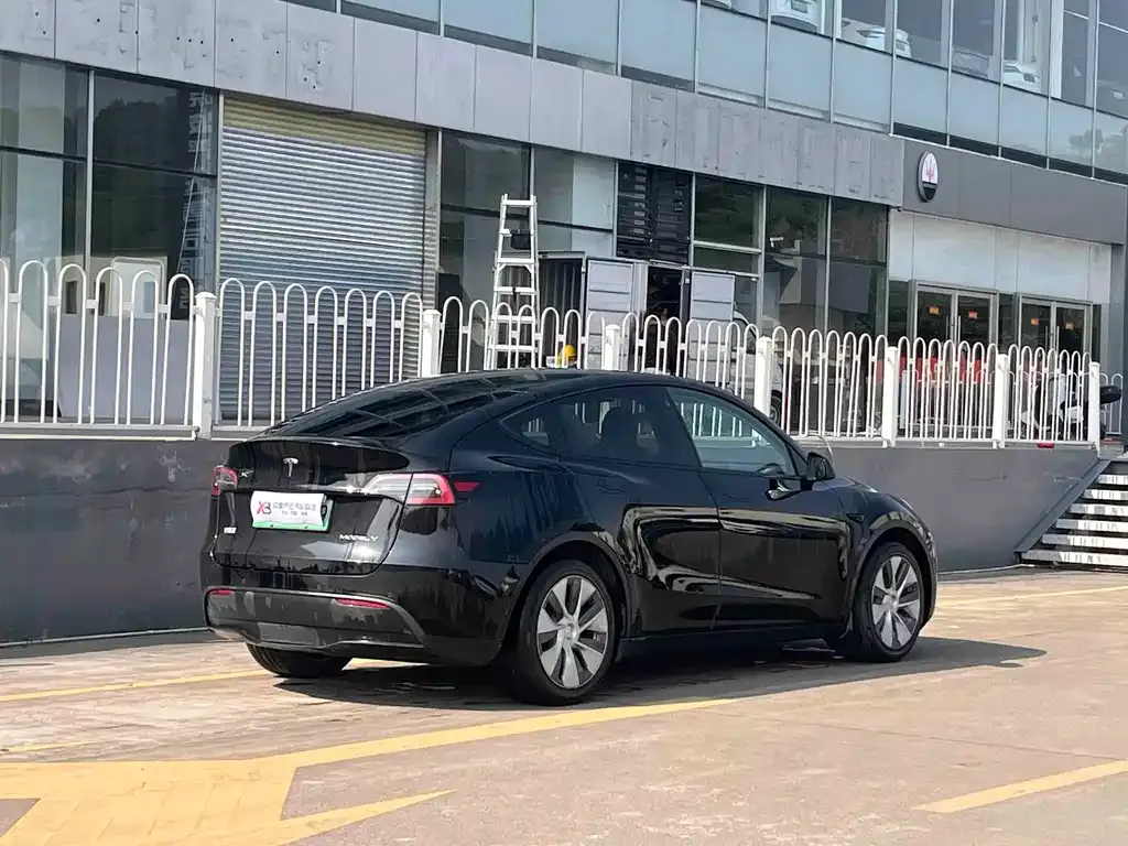 Tesla Model Y 2022 из CN, фото 10