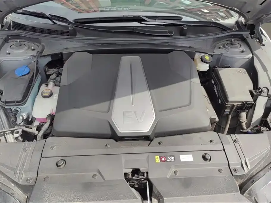 Kia EV6 2023 из CN, фото 7