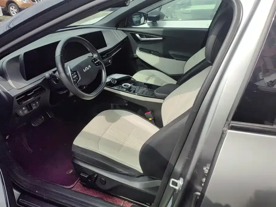 Kia EV6 2023 из CN, фото 3